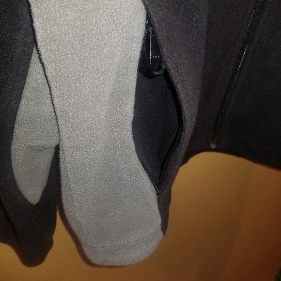 Men's Columbia Jacket - Picture 5 of 5